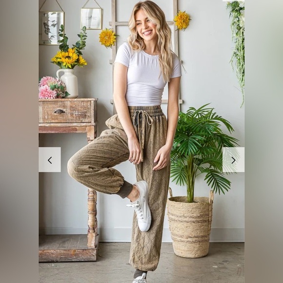 Oli & Hali Pants - Oli & Hali boutique quilted joggers